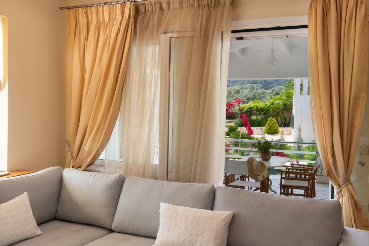 Violet Luxury Villa Kalligoni Esterno foto